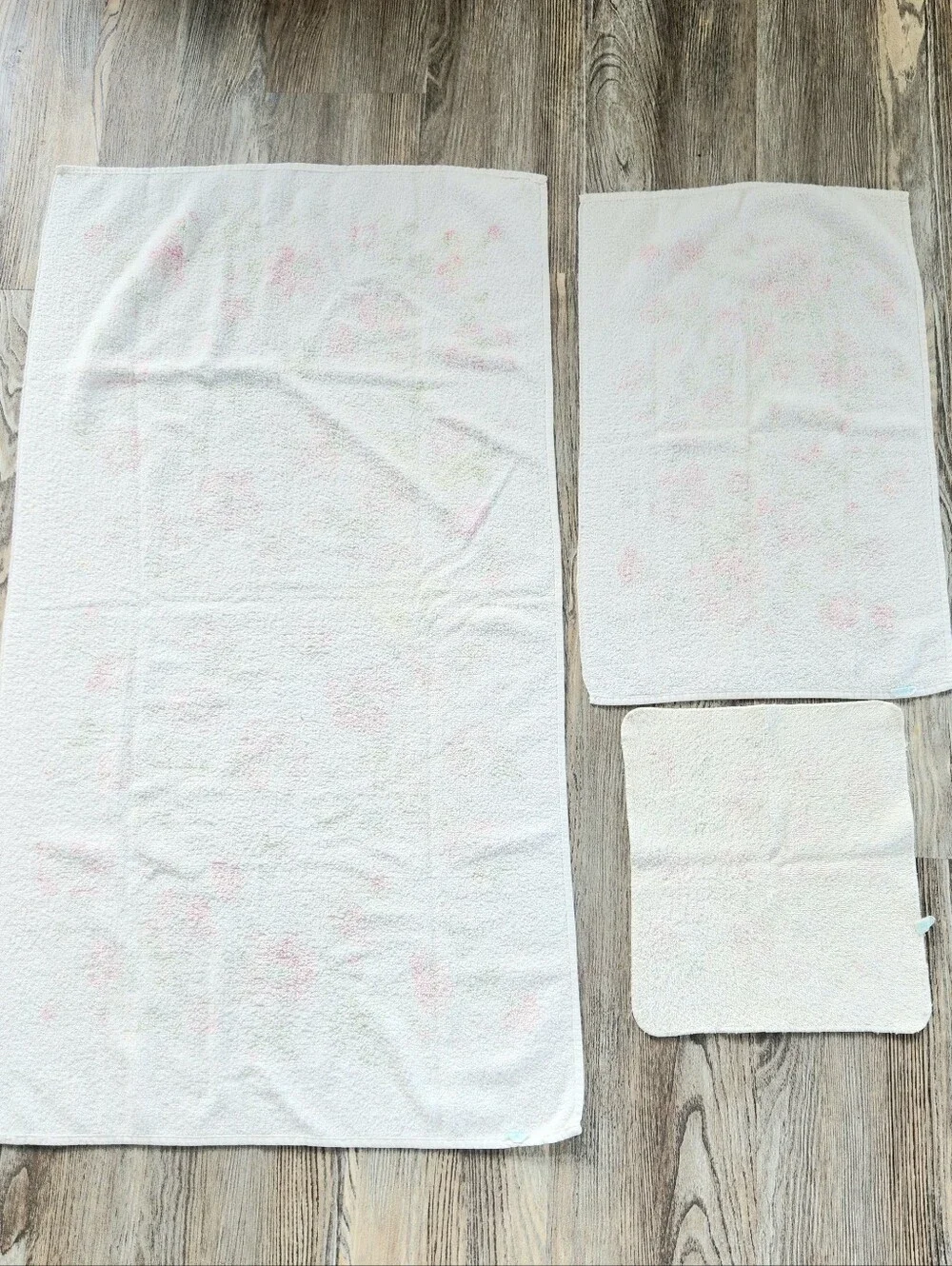 Vintage Cannon Pink Rose 3 Piece Towel Set Cotton USA Mid Century Cottagecore